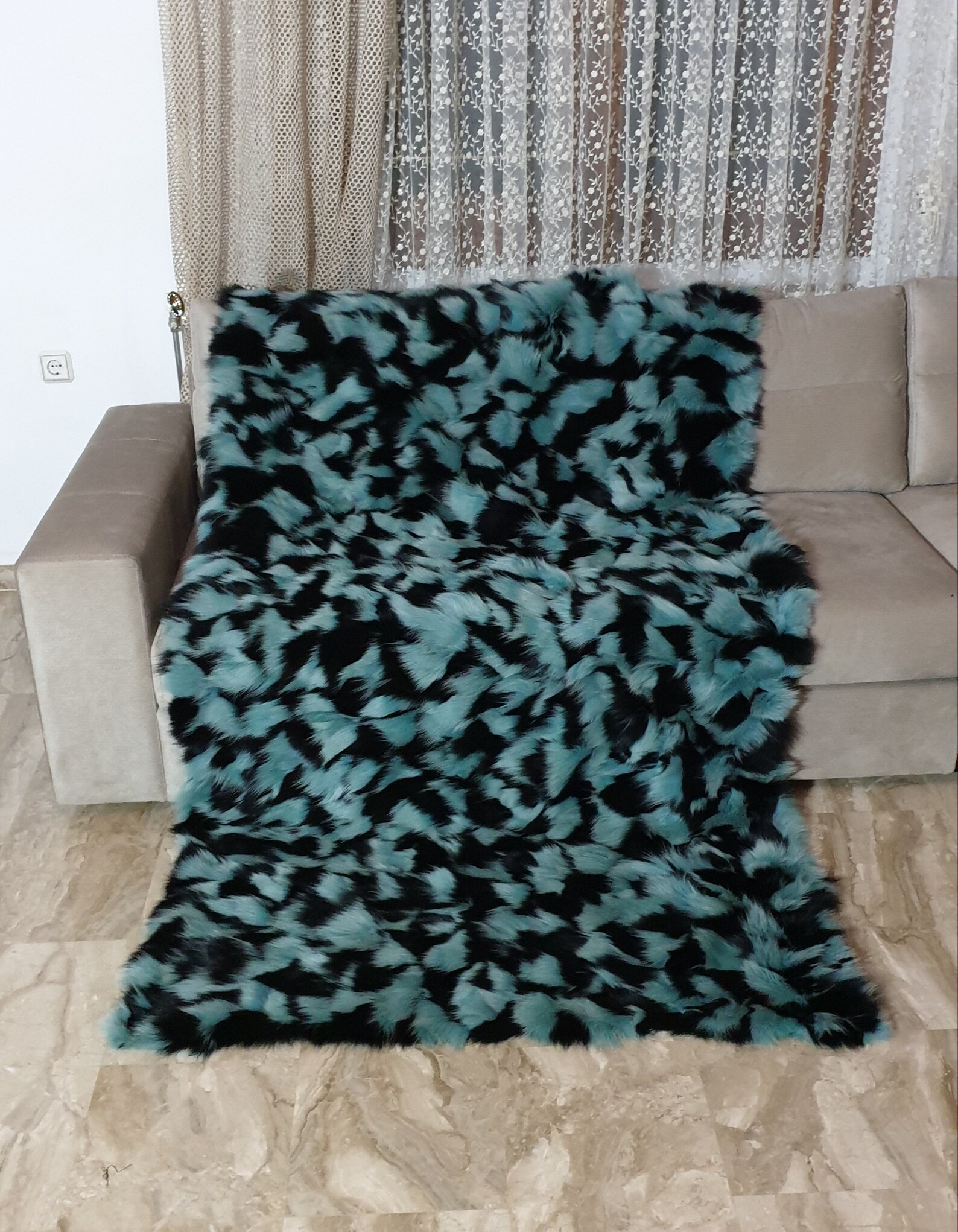 Fur blanket,fox fur blanket,fur throw - Image 2