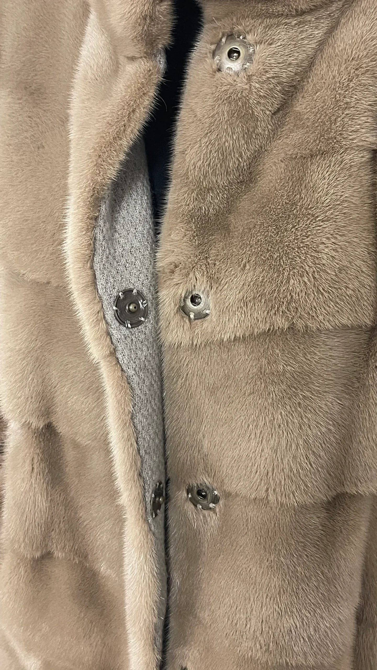 Handmade Mink Fur Jacket - Made in Greece - Image 4