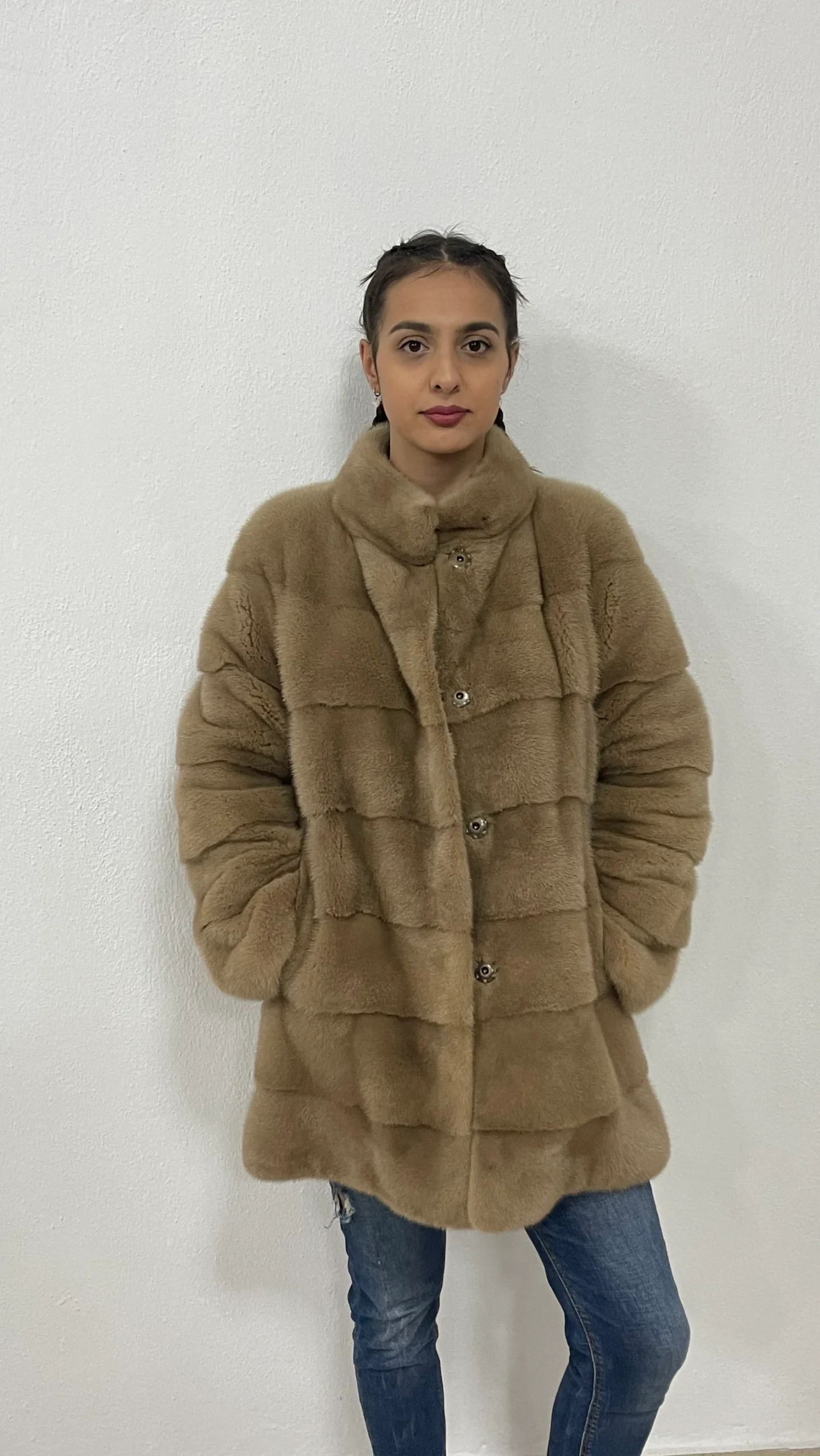 Handmade Mink Fur Jacket - Made in Greece - Image 5