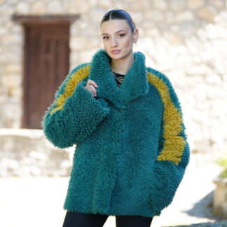 Elevate Your Winter Wardrobe with Real Sheepskin Fur Coat, Women’s Elegant Outerwear