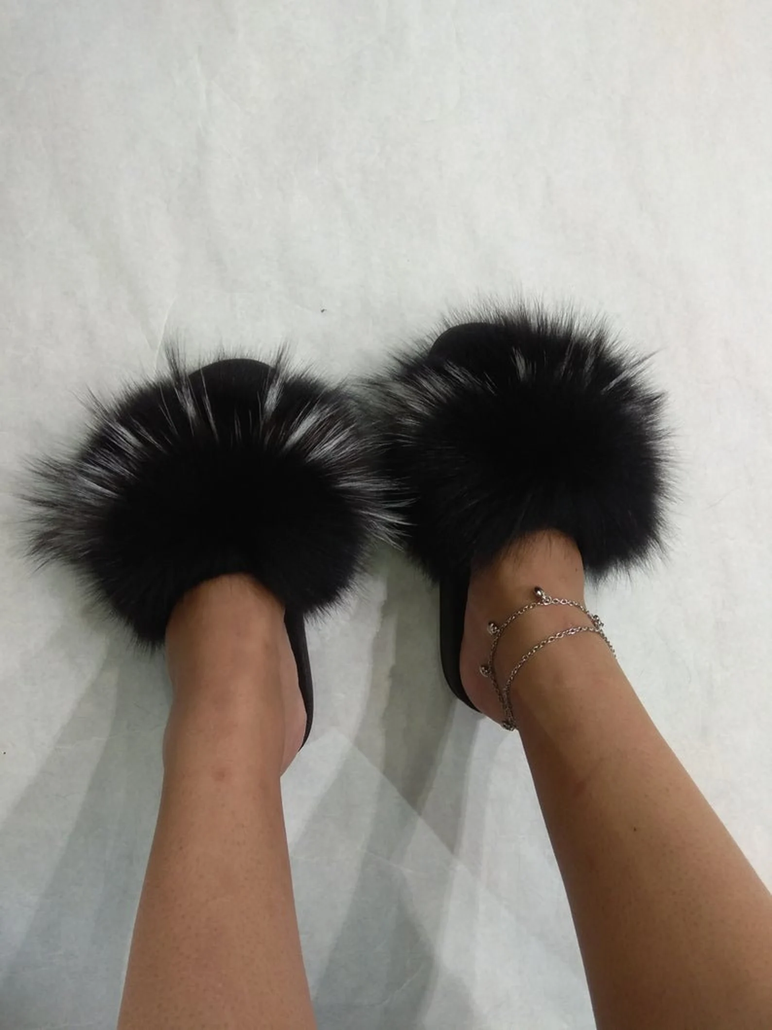 Real Fox Fur Slides in black color - Image 3
