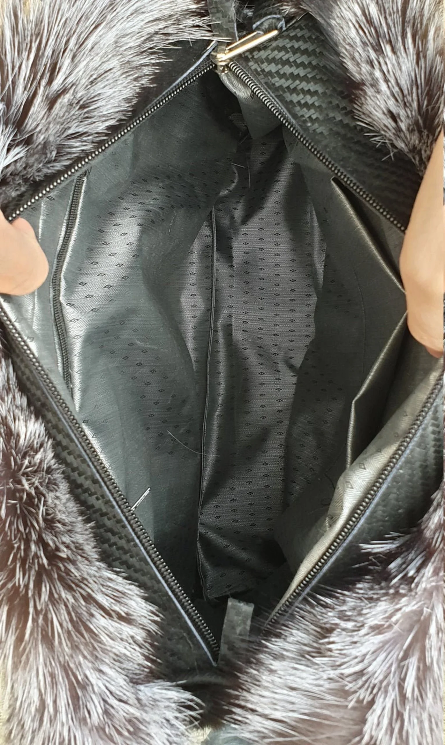 Real Fox - Rex Rabbit Fur Shoulder Bag with leather details in silver color - Image 7