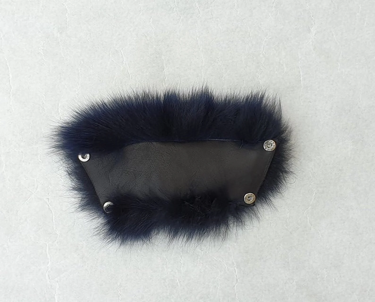 Real Fox Fur Slides in black color - Image 8