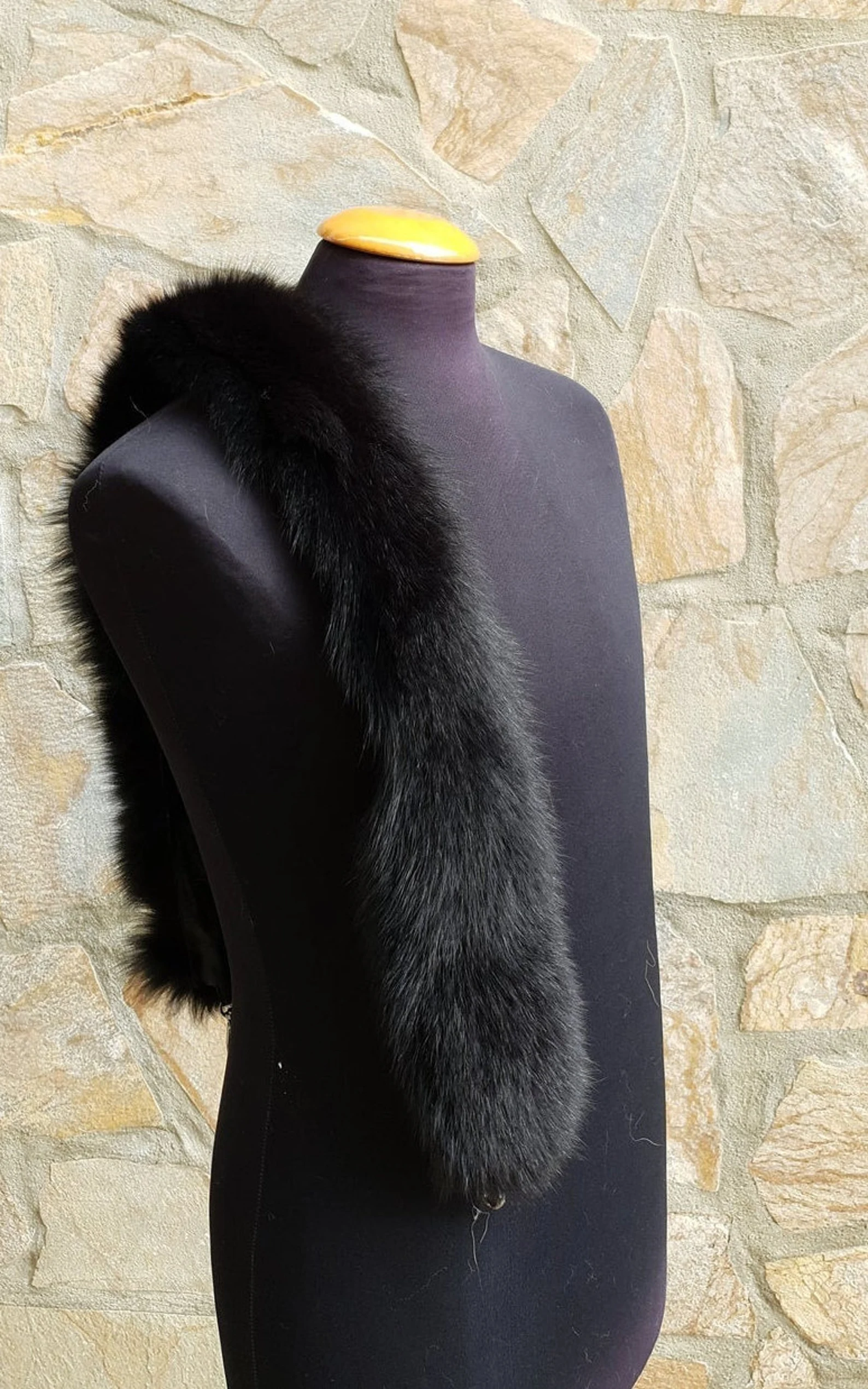 Real Fox Fur Bag Strap with leather details in black color - Image 2