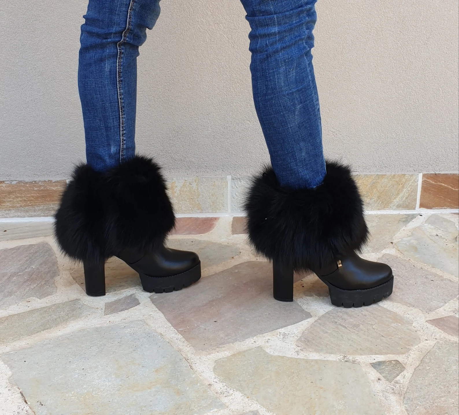 Real Fur Fox Small Boot Cuffs in black color