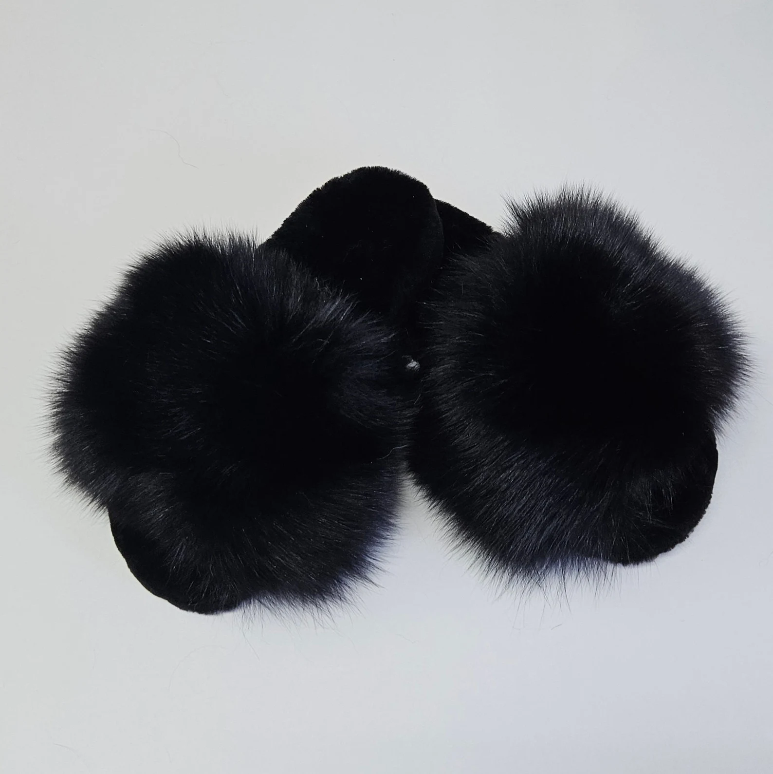 Real Fox - Sheepskin Fur Slippers in black color