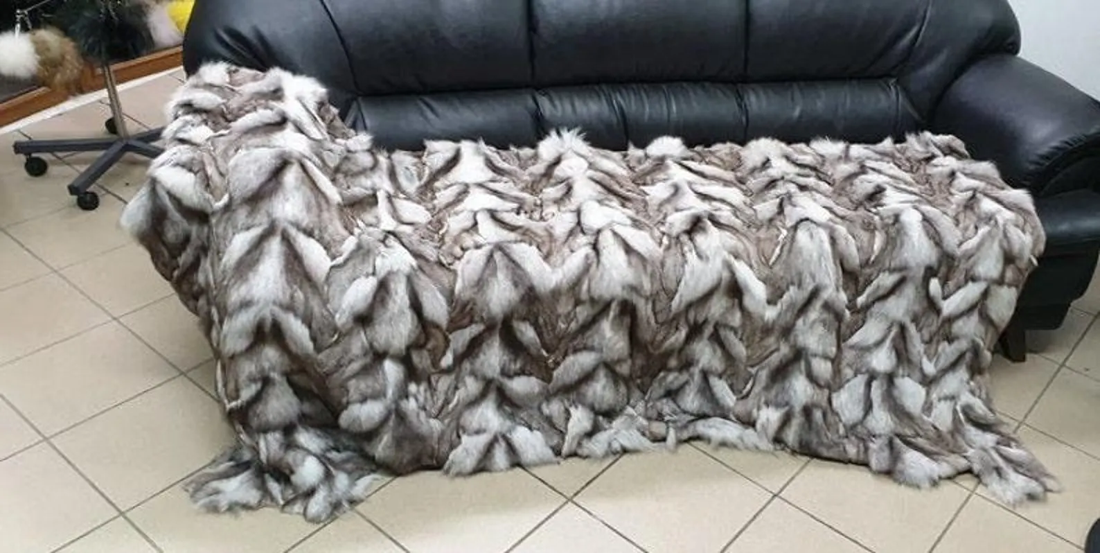 Real Fur Fox Blanket - Fur Throw - Image 4