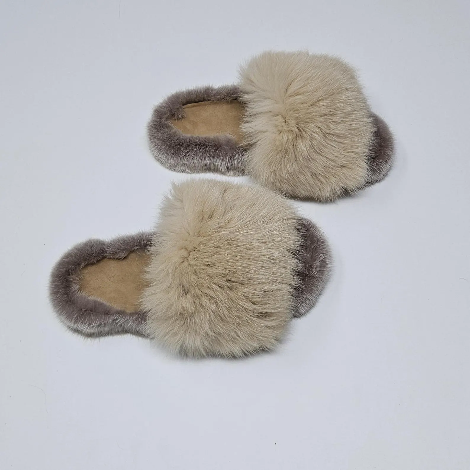 Real Fox - Mink Fur Slippers in beige color - Image 3