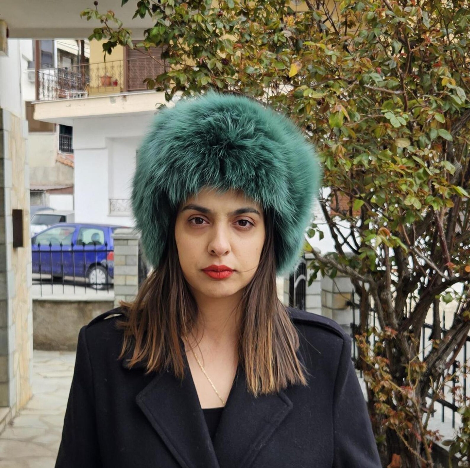 Real Fox Fur hat in green color - Image 3
