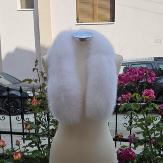 Real Fox Fur Trim Hood in white color