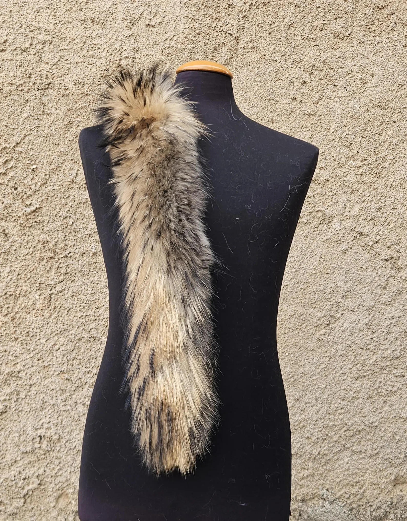 Real Fin Raccoon Fur Trim Hood - Image 4
