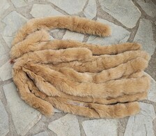 Real Fox Fur Strip in beige color, the ideal winter accessory
