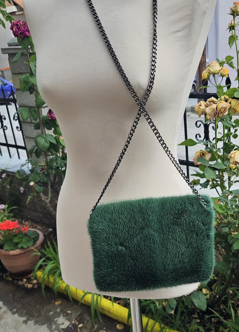 Real Mink Fur Bag with chain in green color - Image 3