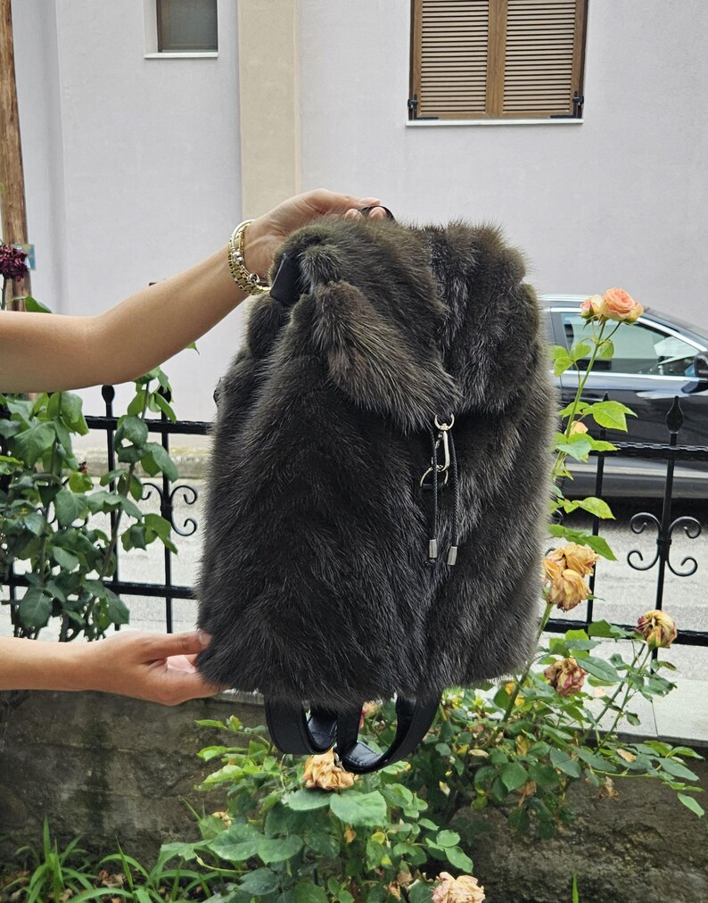 Real Mink Fur Backpack with leather details in green color - Image 2