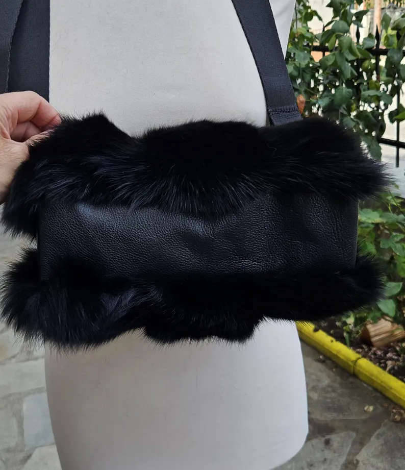 Real Fox Fur Bag with leather details in black color - Image 4