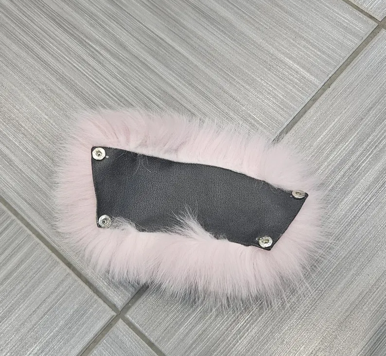Real Fox Fur Slides in pink color - Image 6