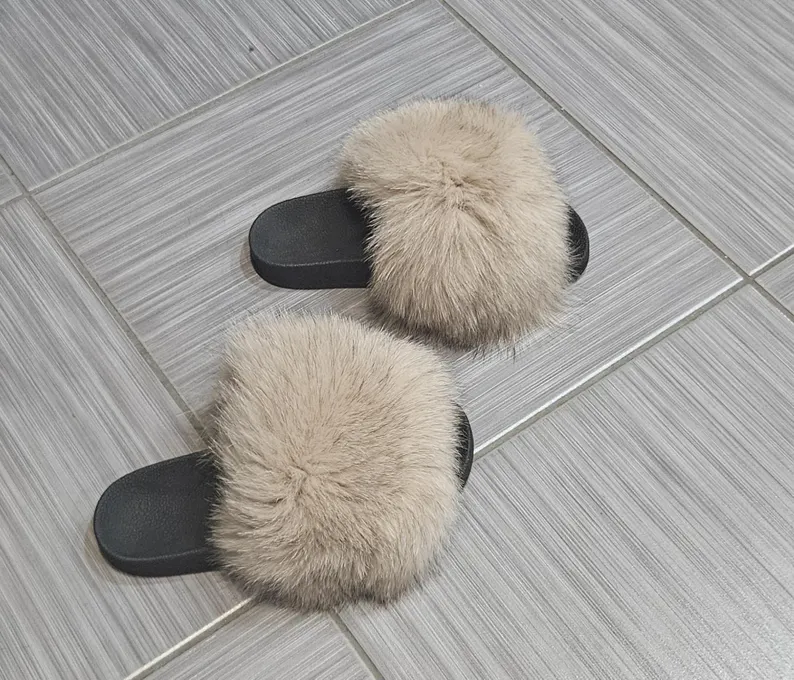 Real Fox Fur Slides in beige color - Image 3