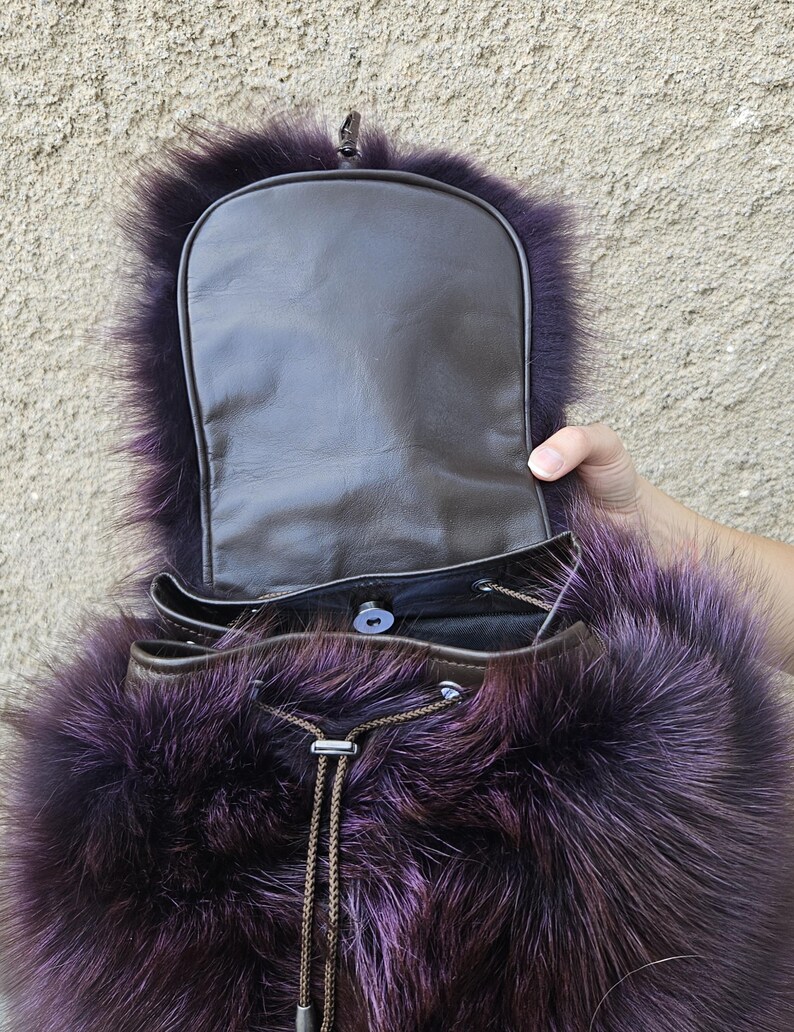 Real Fox Fur Backpack with leather details in purple color - Image 3