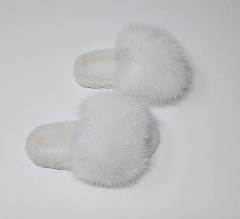 Real Fox - Sheepskin Fur Slippers in white color - Image 2