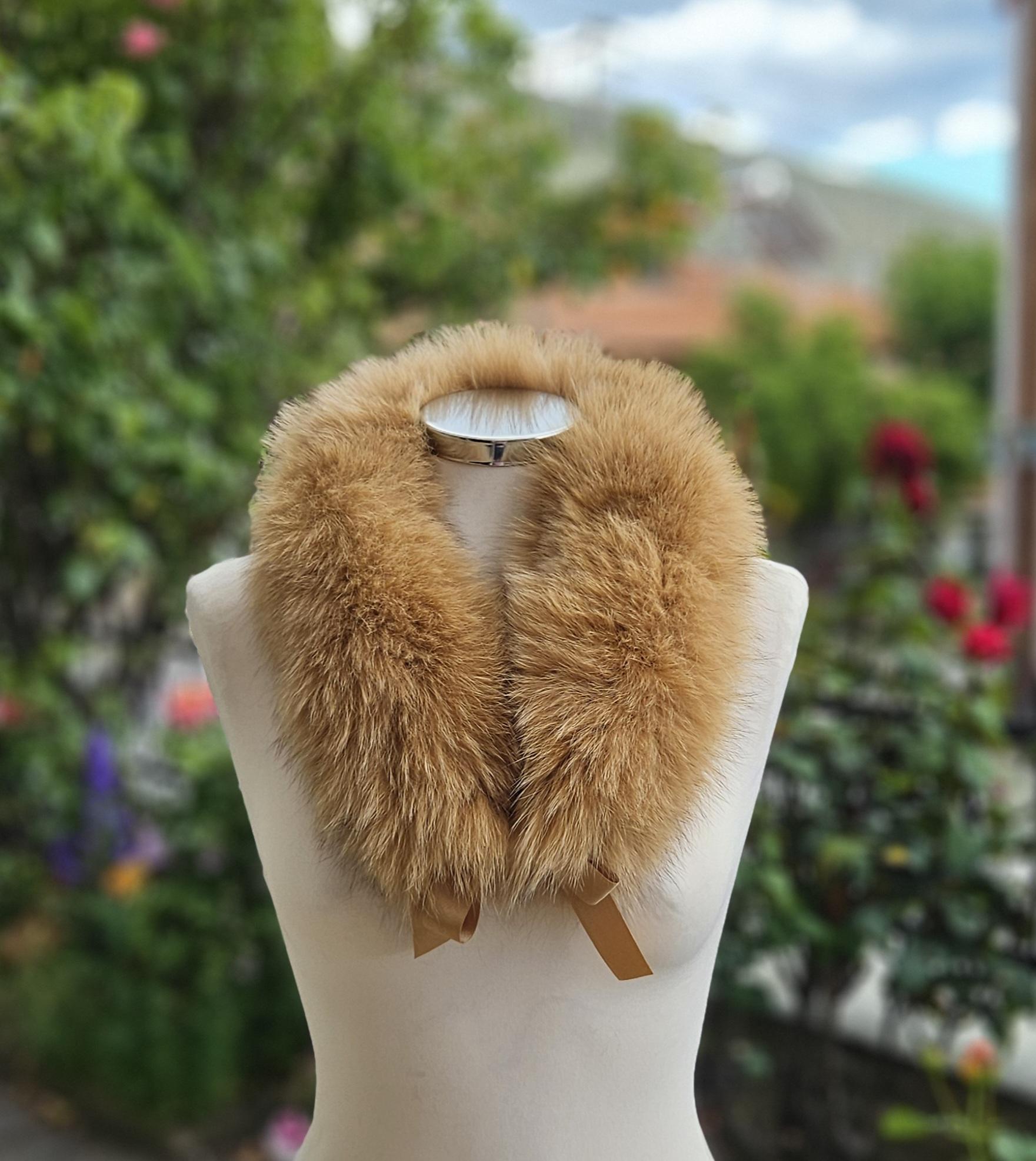Real Fox Fur Collar with ribbon in beige color