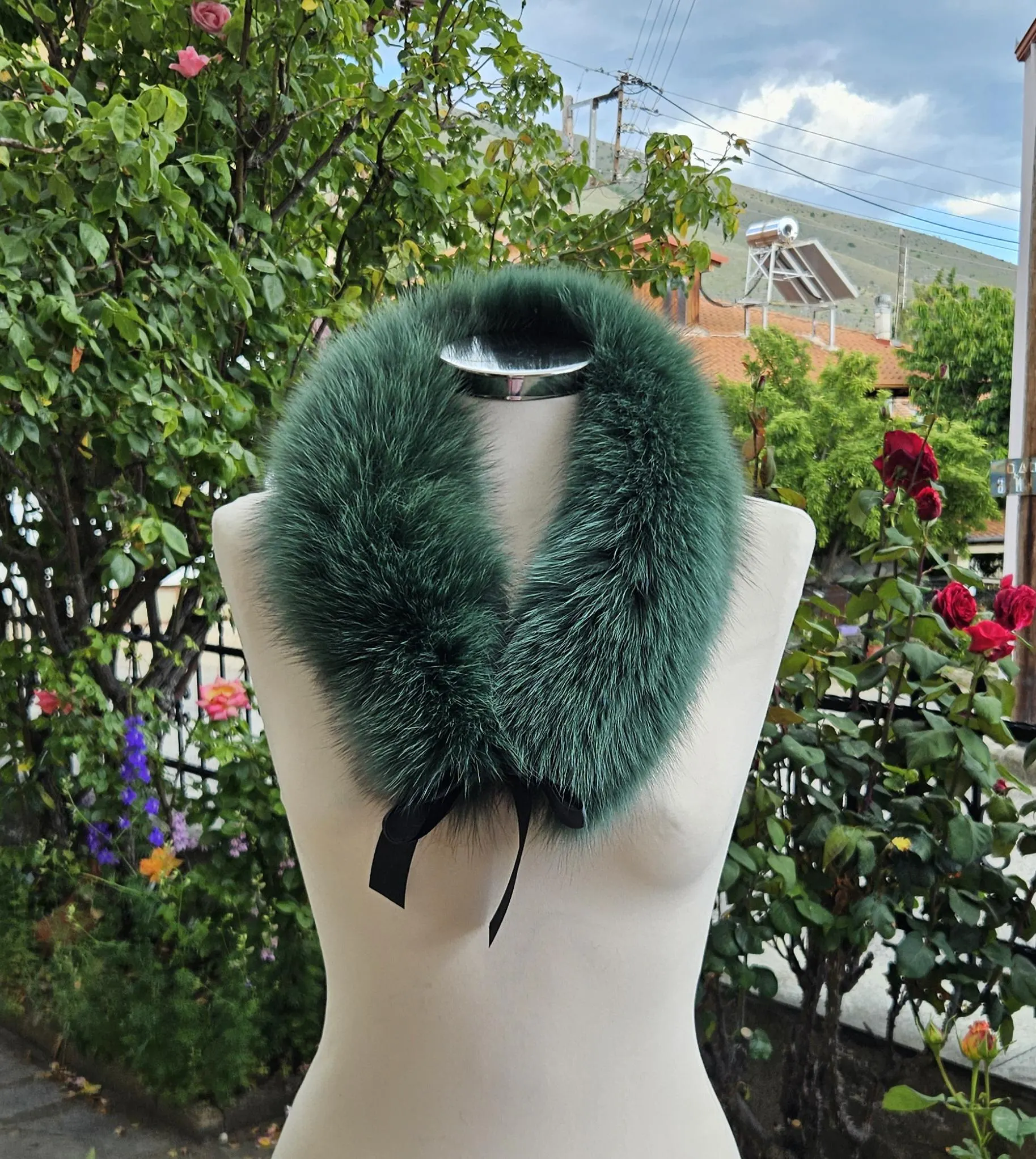 Real Fox Fur Collar with ribbon in green color - Image 4