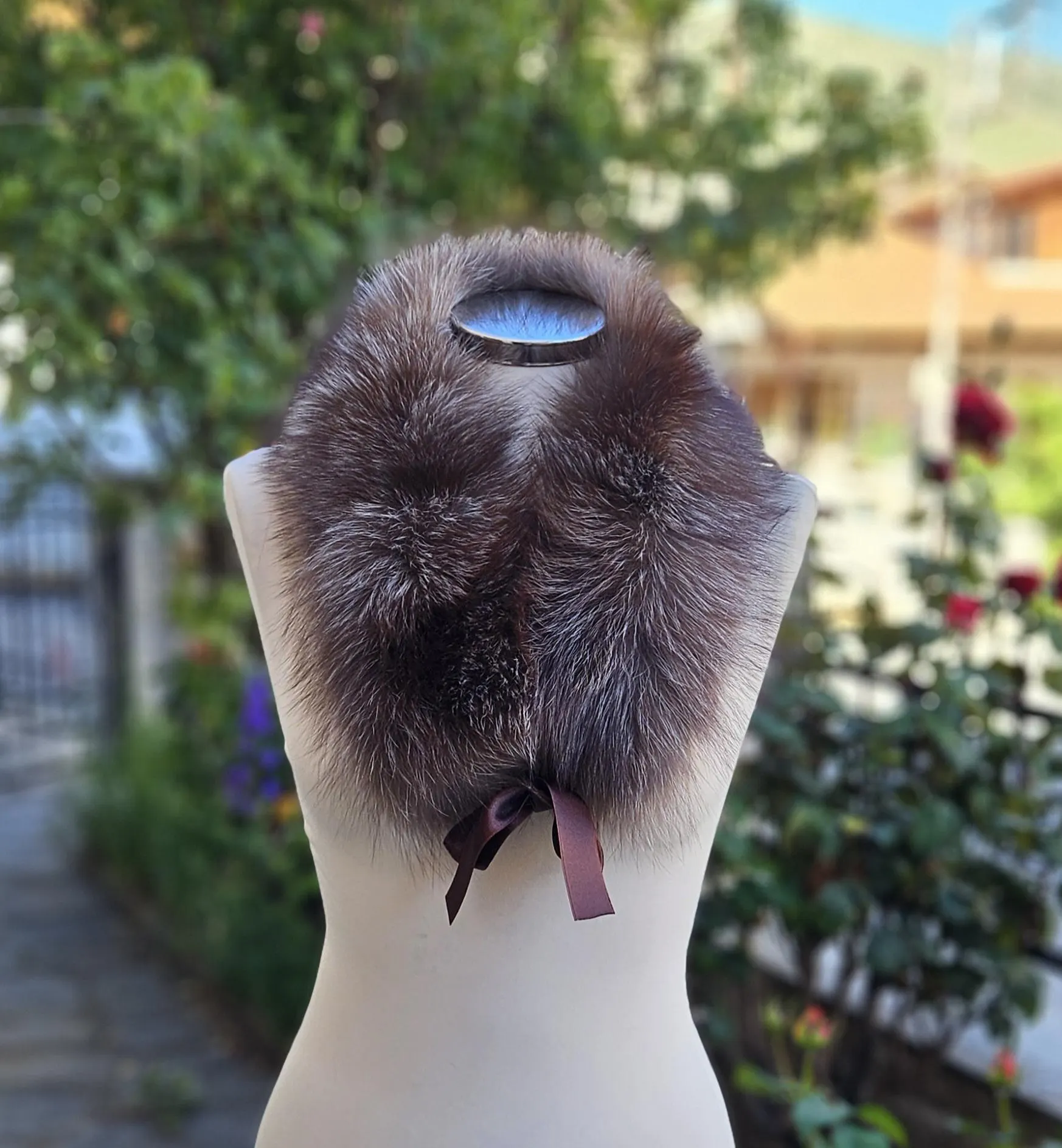 Real Fox Fur Collar with ribbon in crystal color