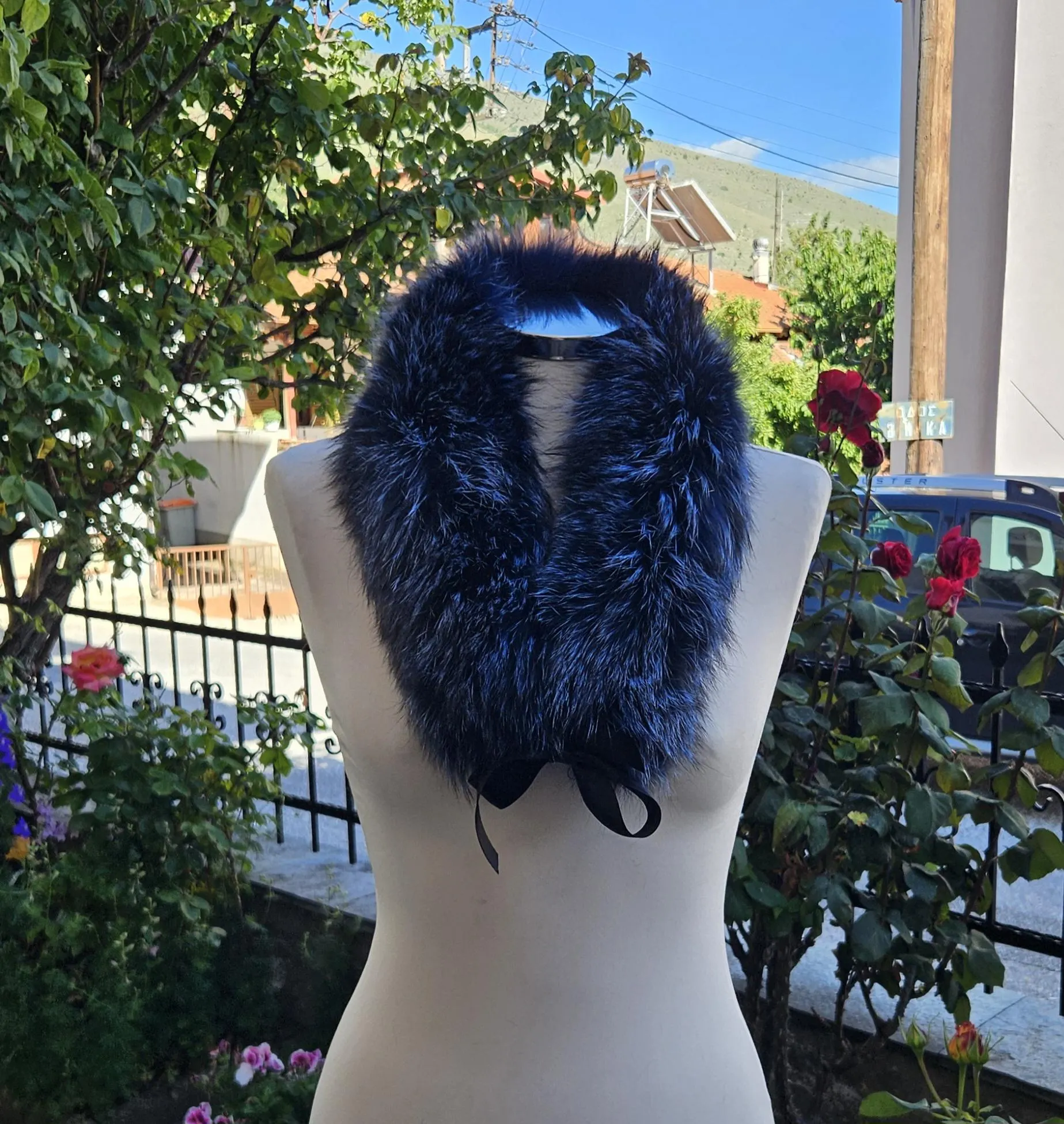 Real Fox Fur Collar with ribbon in blue color