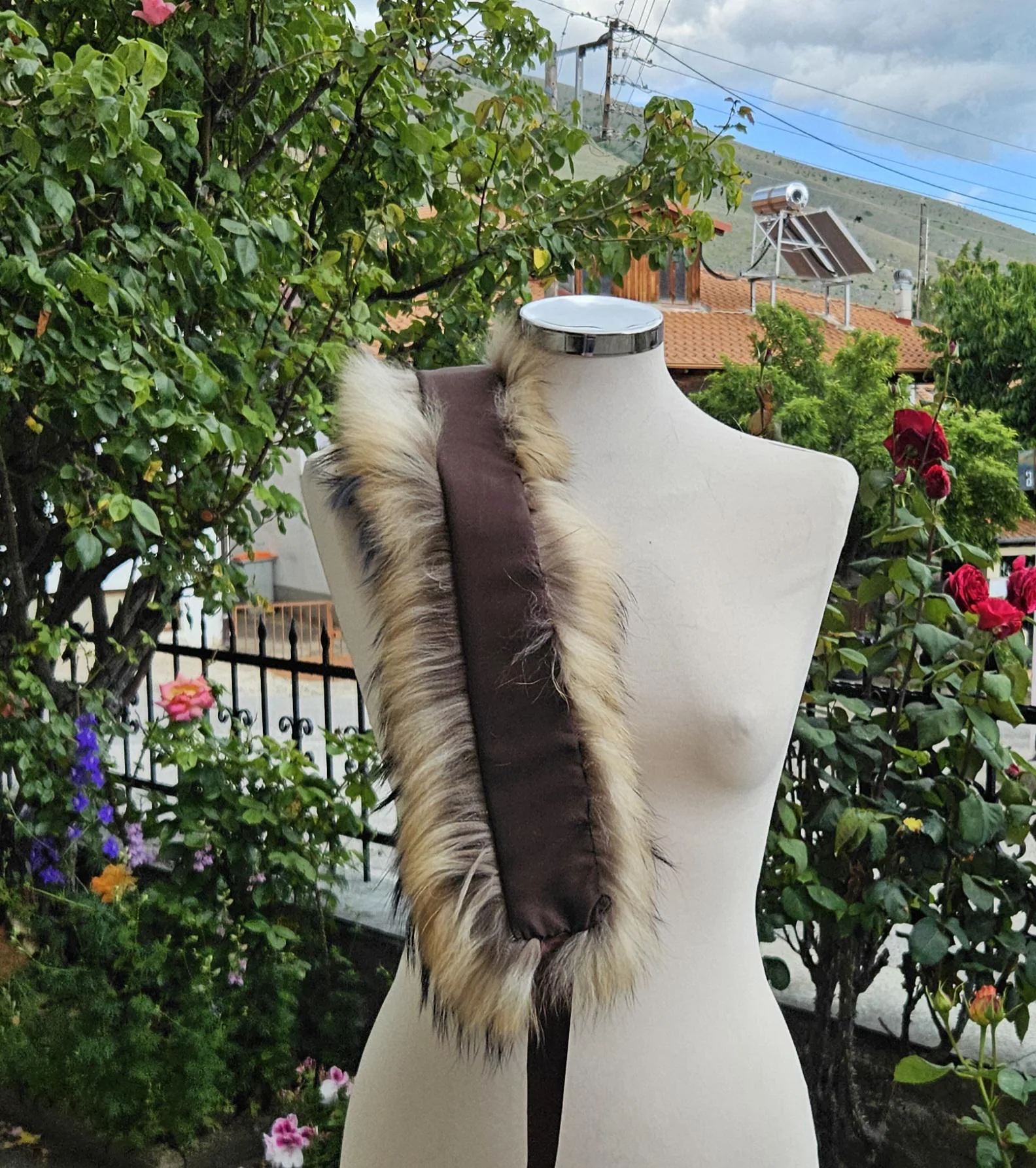 Real Fin Raccoon Fur Collar with ribbon - Image 5