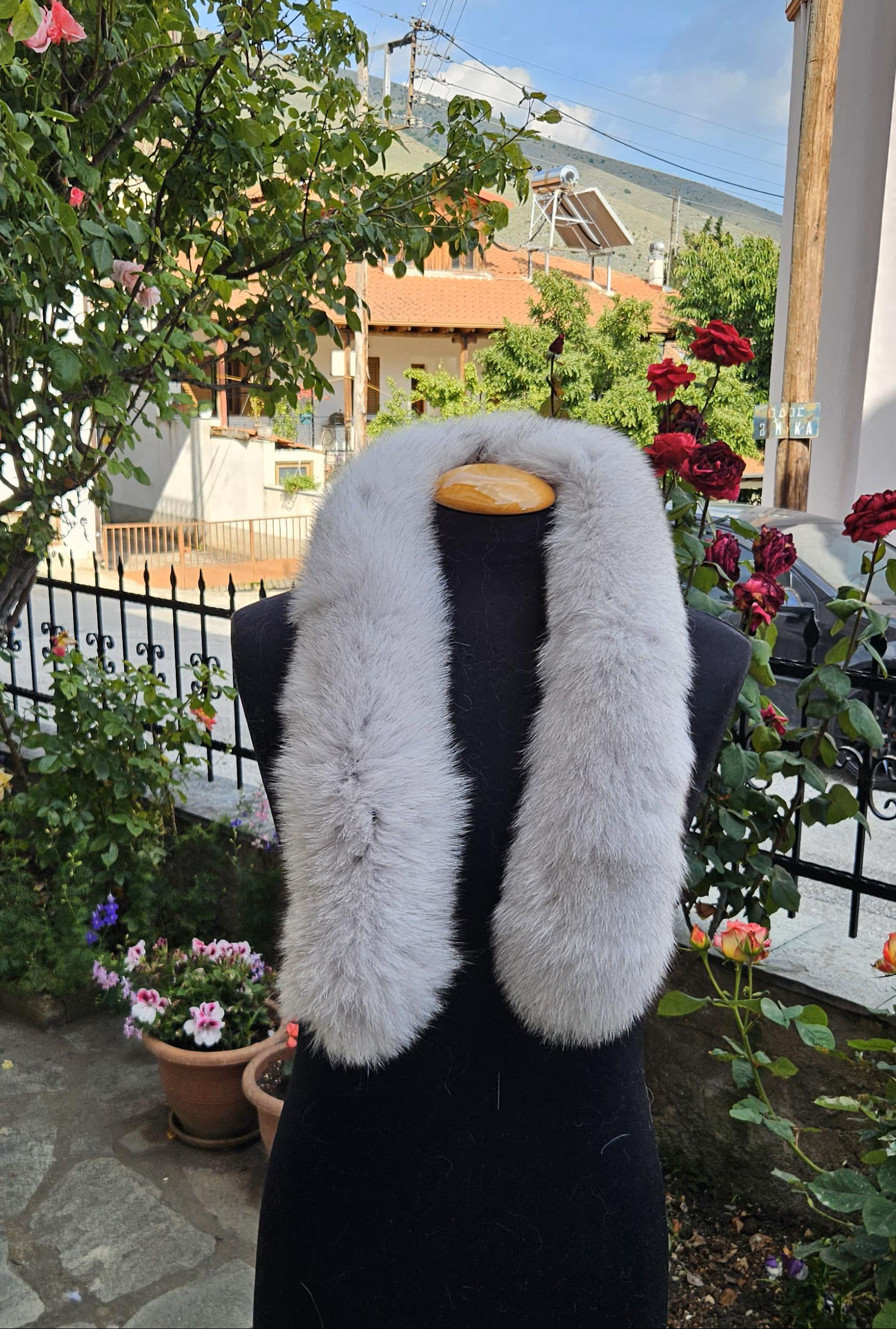 Real Fur Fox Scarf - Image 3