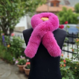 Real Fur Fox Scarf in fuchsia color