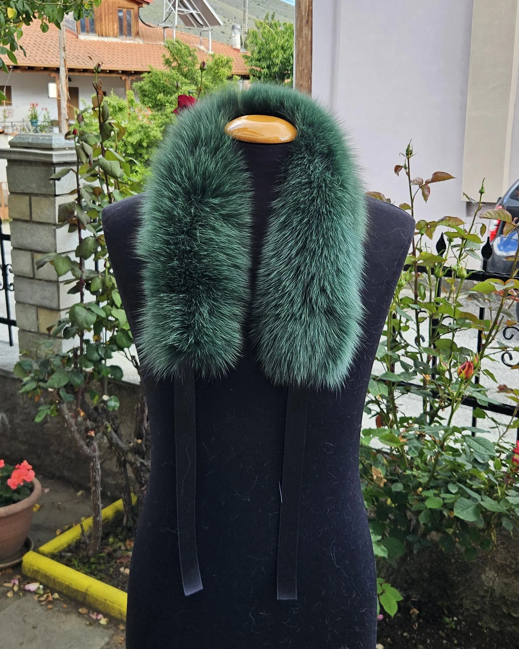 Real Fox Fur Collar with ribbon in green color - Image 5