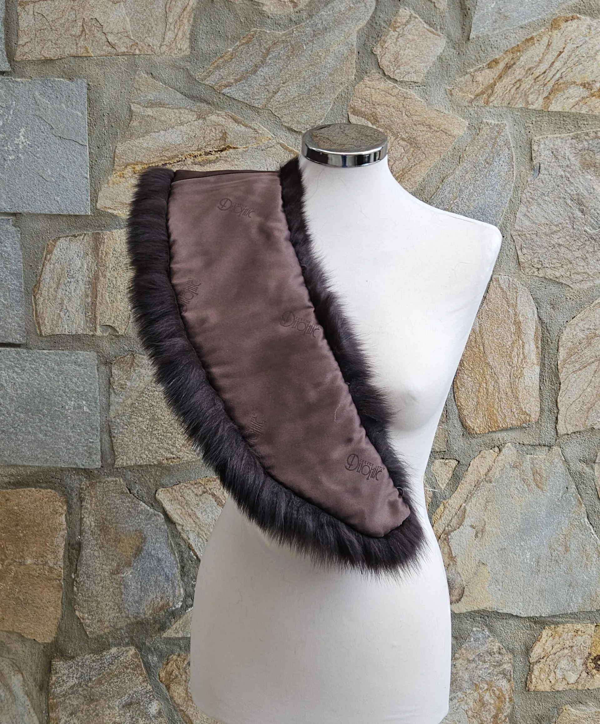 Real Fox Fur Collar in brown color - Image 5