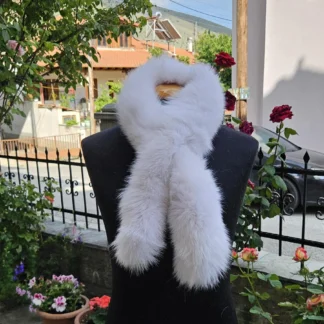 Real Fur Fox Scarf in white color