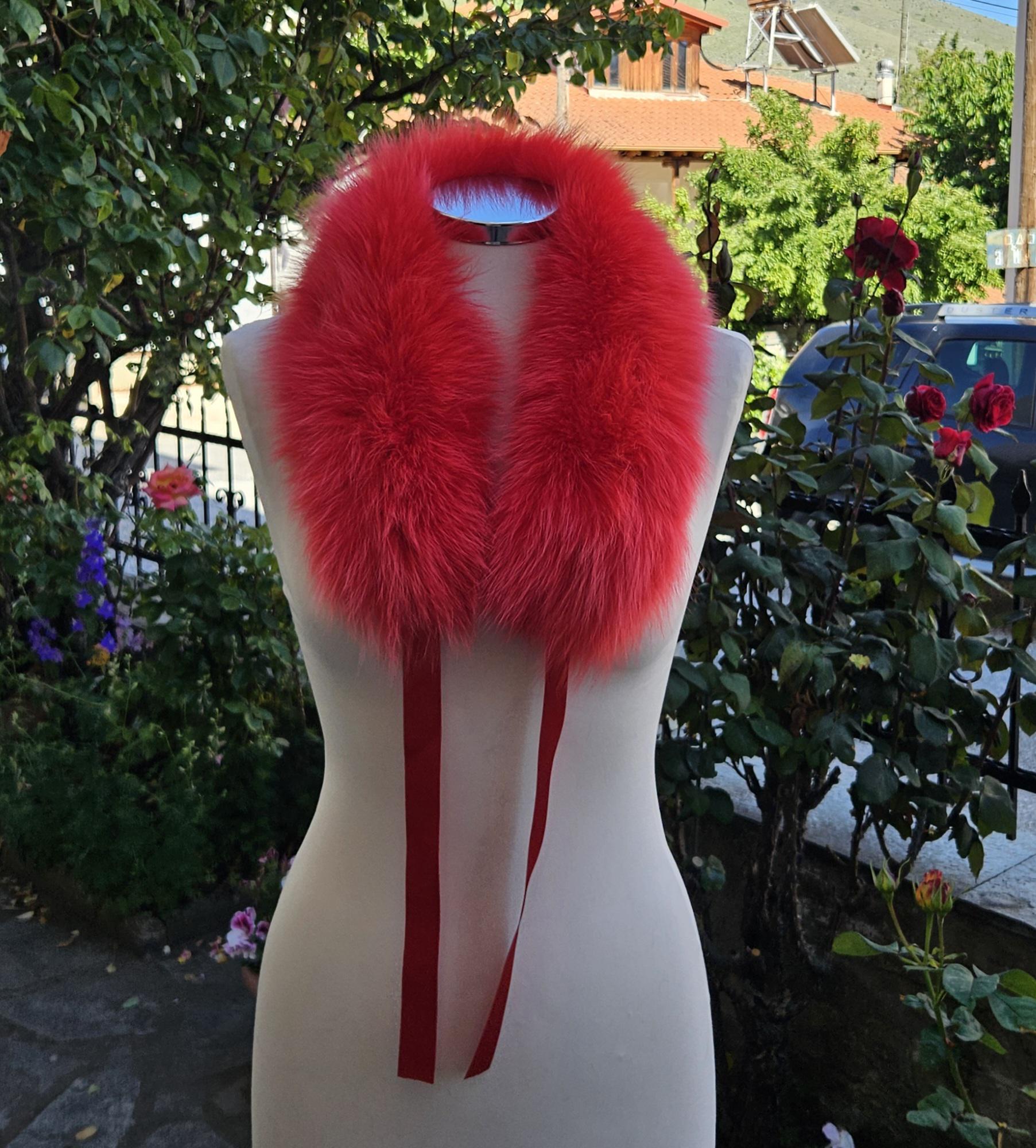 Real Fox Fur Collar with ribbon in red color - Image 5