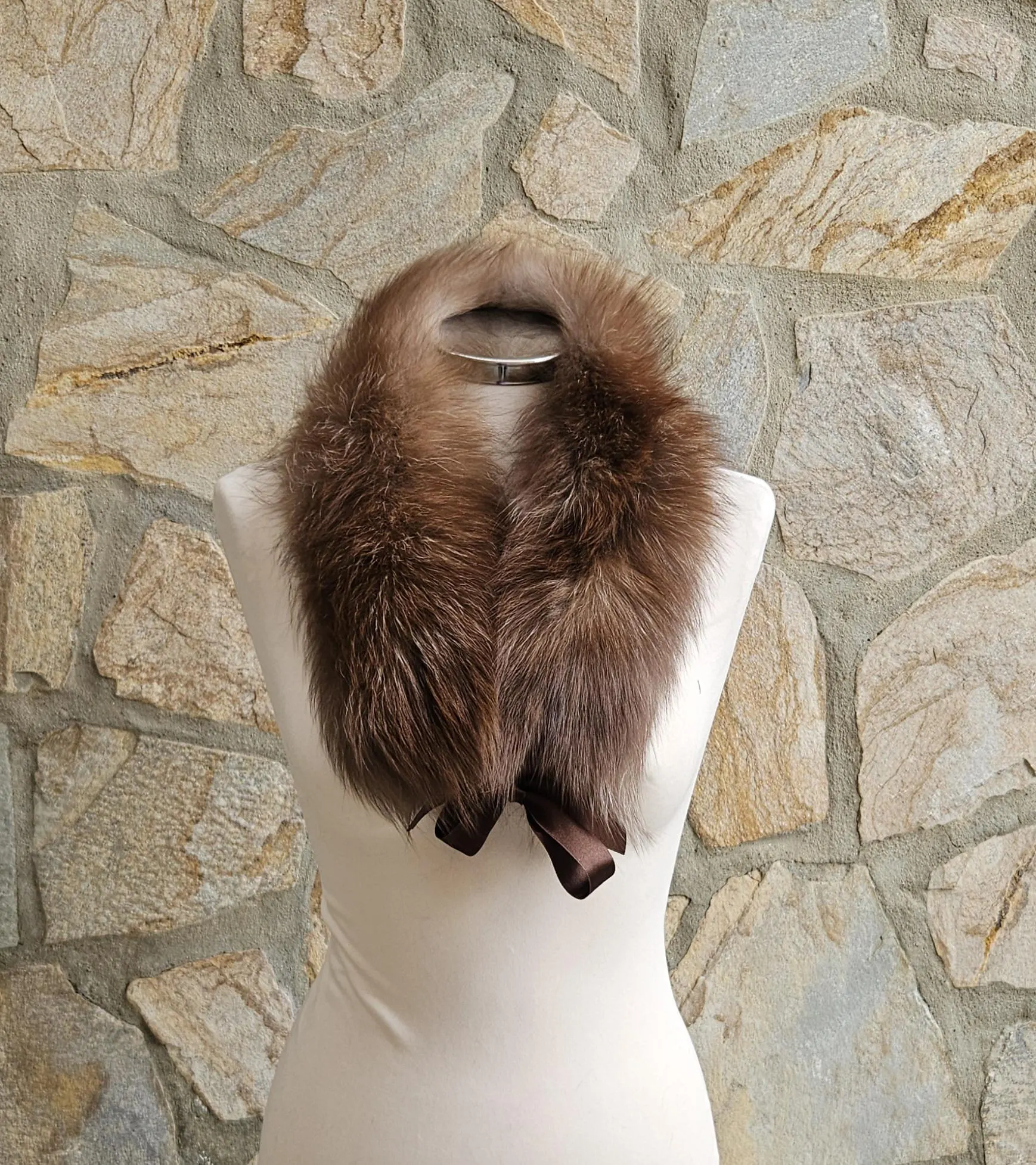 Real Fox Fur Collar with ribbon in crystal color - Image 3