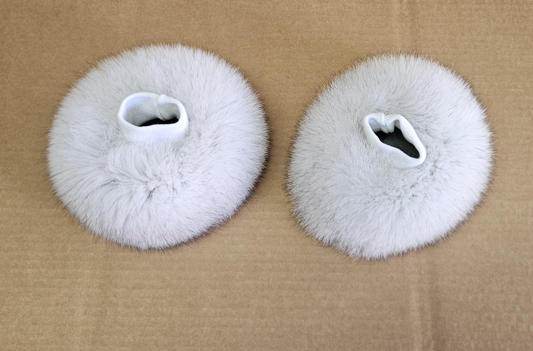 Real Fur Fox Cuffs in white color - Image 3