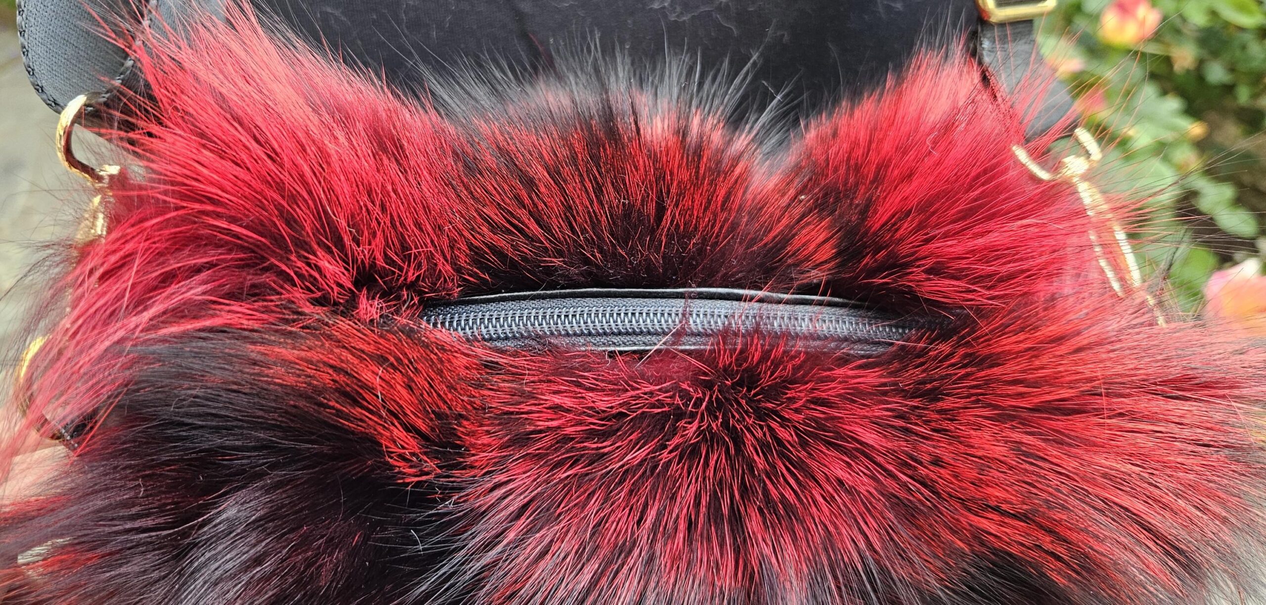 Real Fox Fur Bag with leather details in red color - Image 4