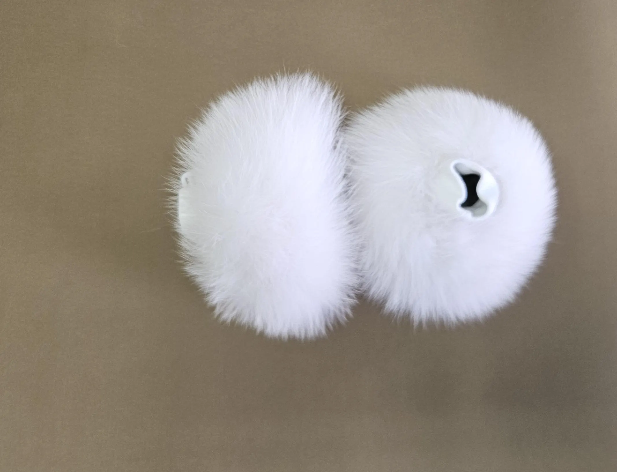 Real Fur Fox Cuffs in white color - Image 3