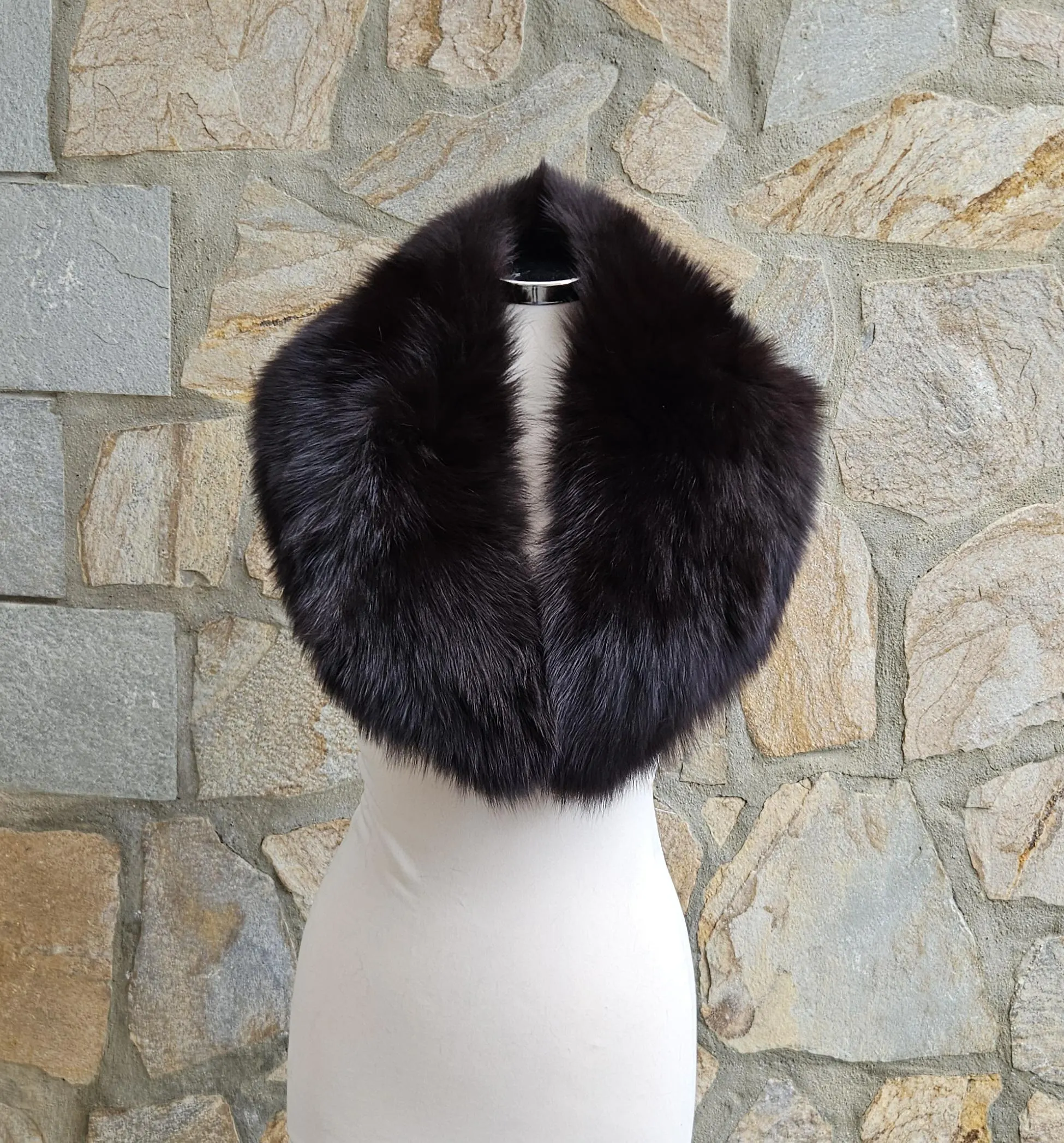 Real Fox Fur Collar in brown color - Image 4