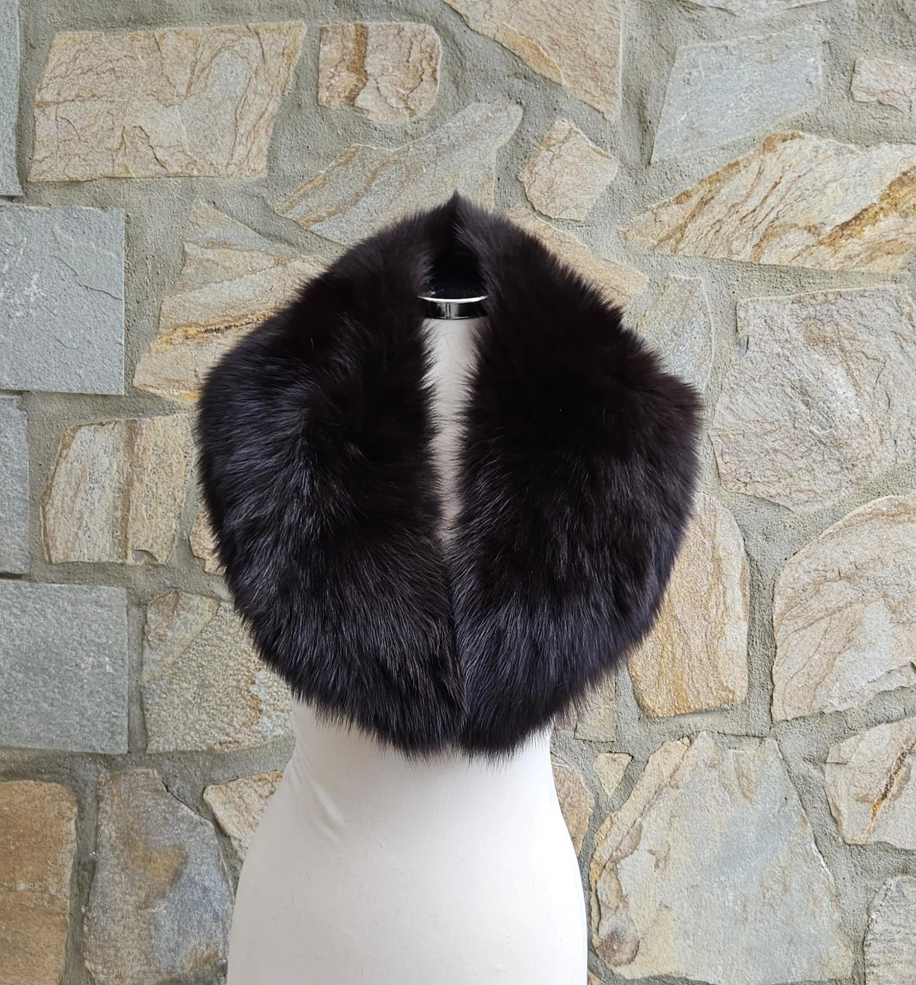 Real Fox Fur Collar in brown color - Image 3