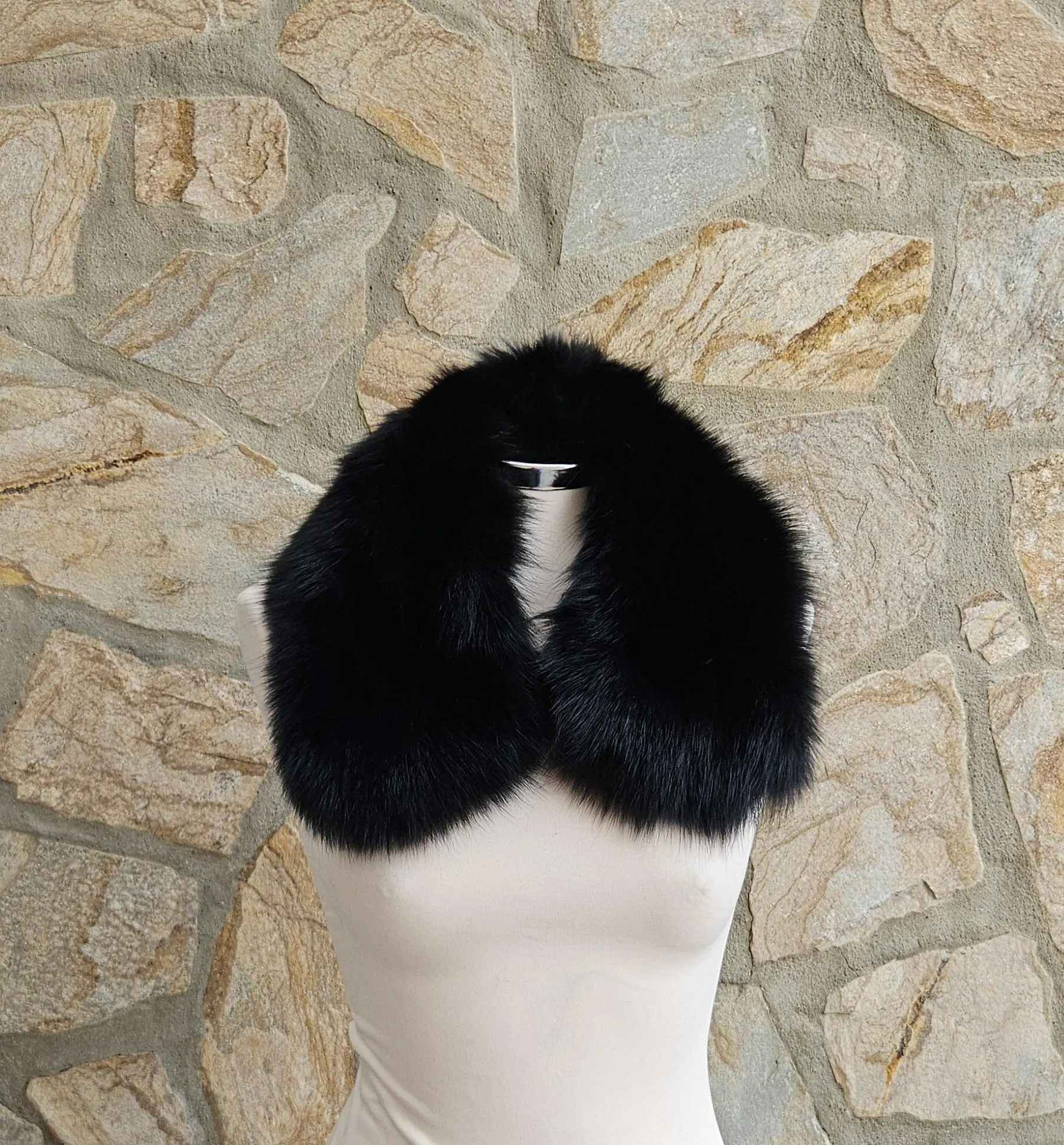 Real Fox Fur Collar in black color