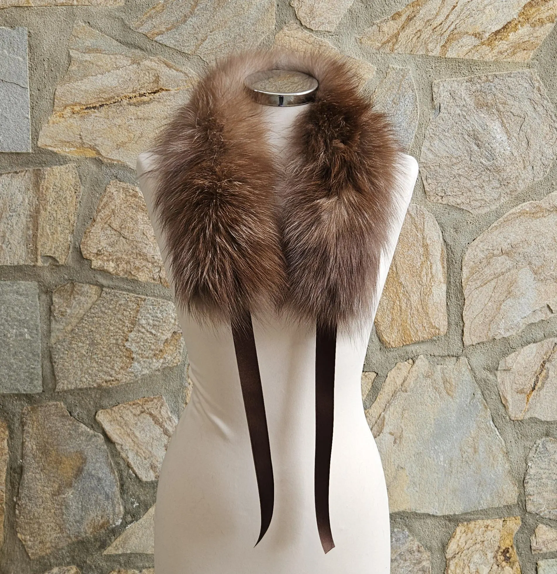 Real Fox Fur Collar with ribbon in crystal color - Image 5