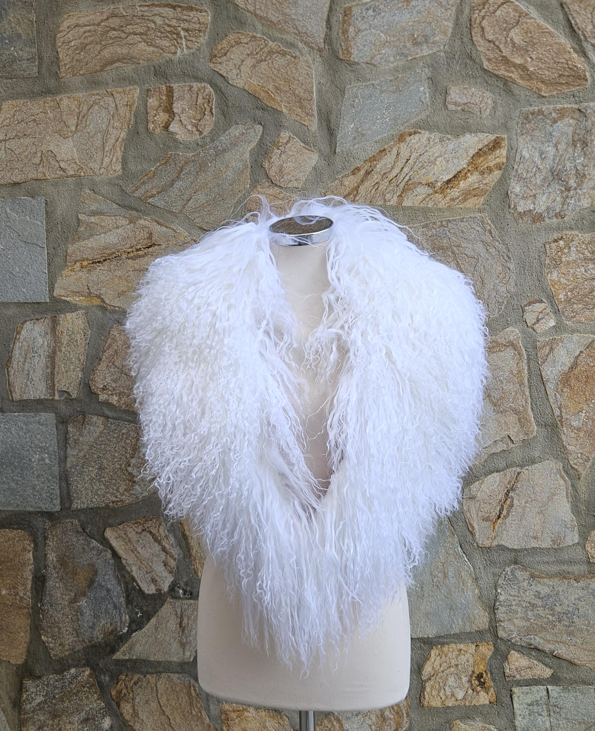 Real Mongolian Fur Collar in white color - Image 3