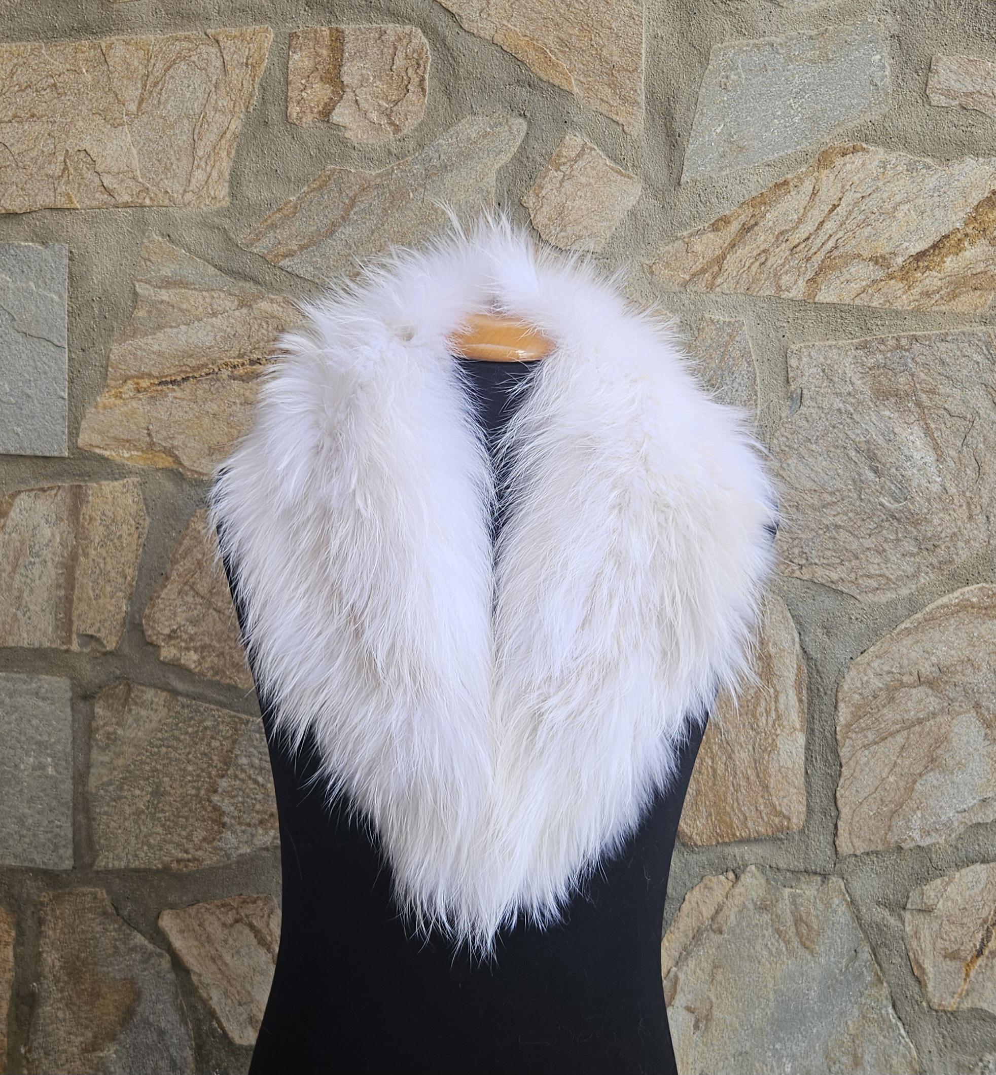 Real Fin Raccoon Fur Collar - Image 3