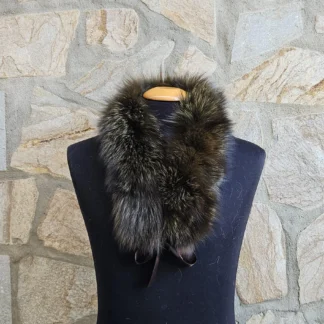 Real Fox Fur Collar with ribbon in green color