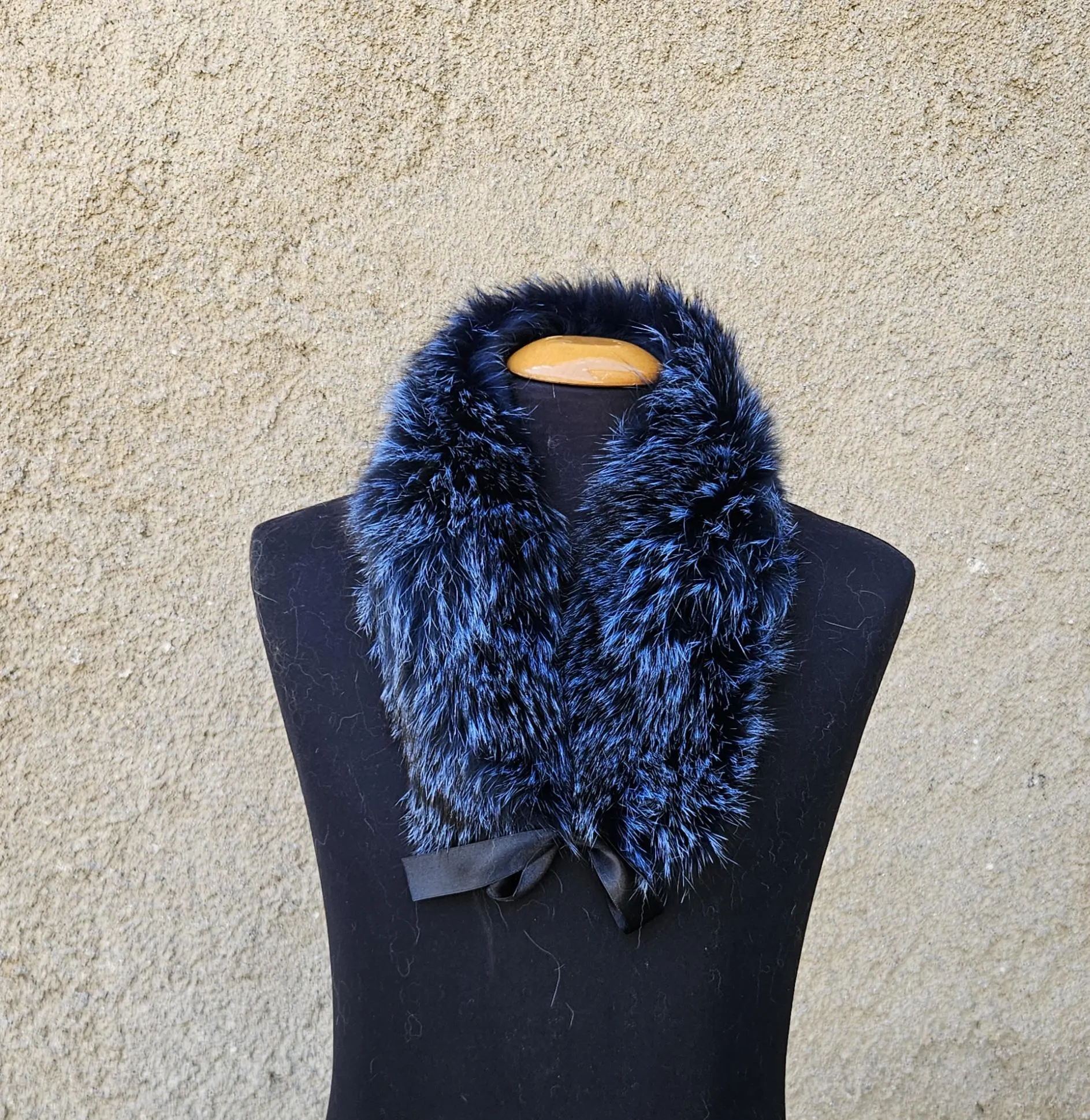 Real Fox Fur Collar with ribbon in blue color
