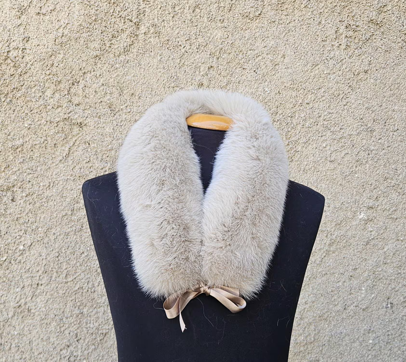 Real Fox Fur Collar with ribbon