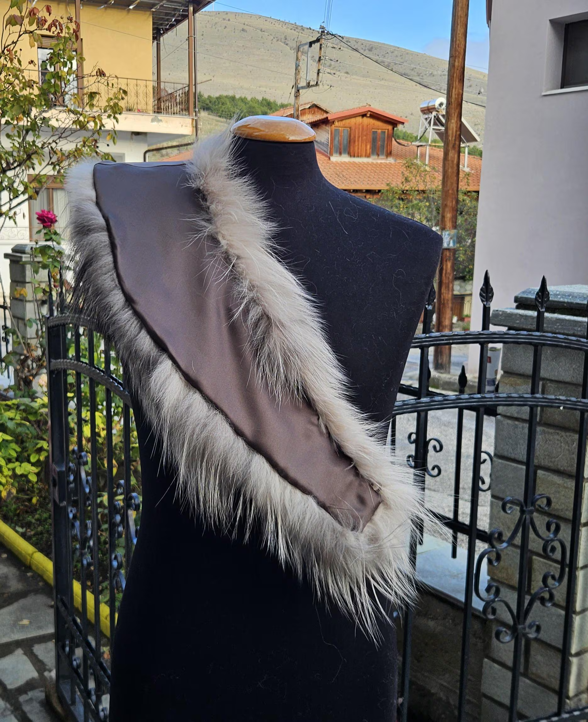 Real Fox Fur Collar - Image 3