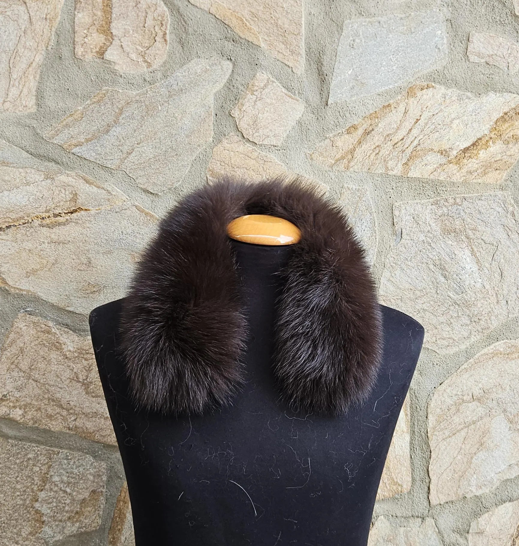 Real Fox Fur Collar in brown color - Image 4