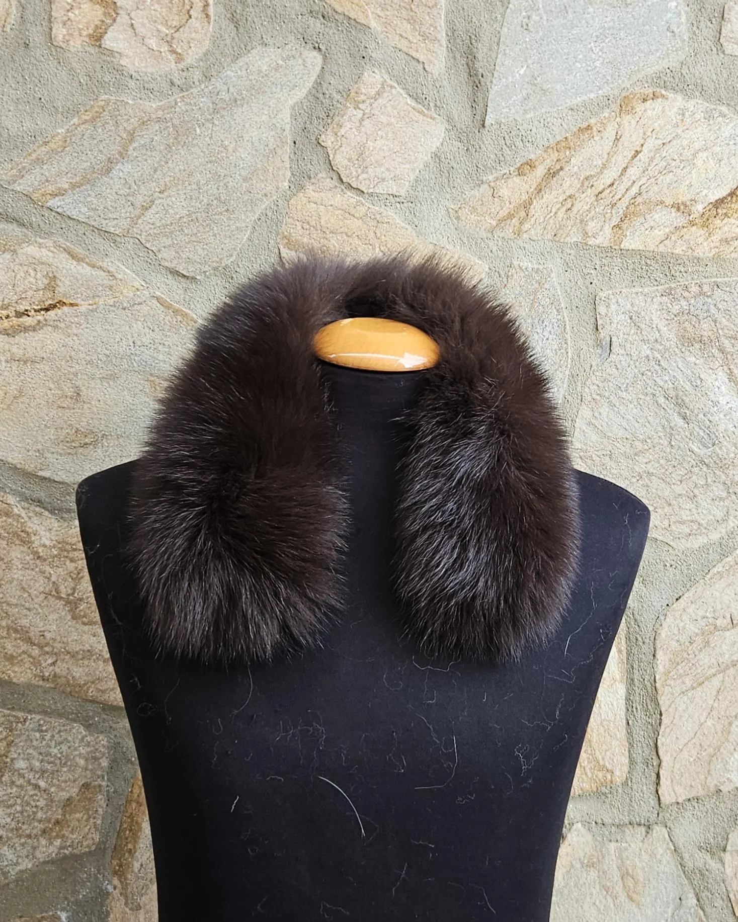 Real Fox Fur Collar in brown color - Image 3